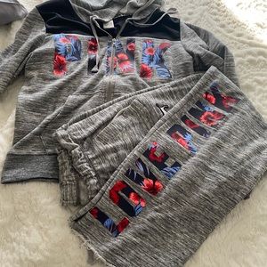 Victoria’s Secret Pink lounge outfit.